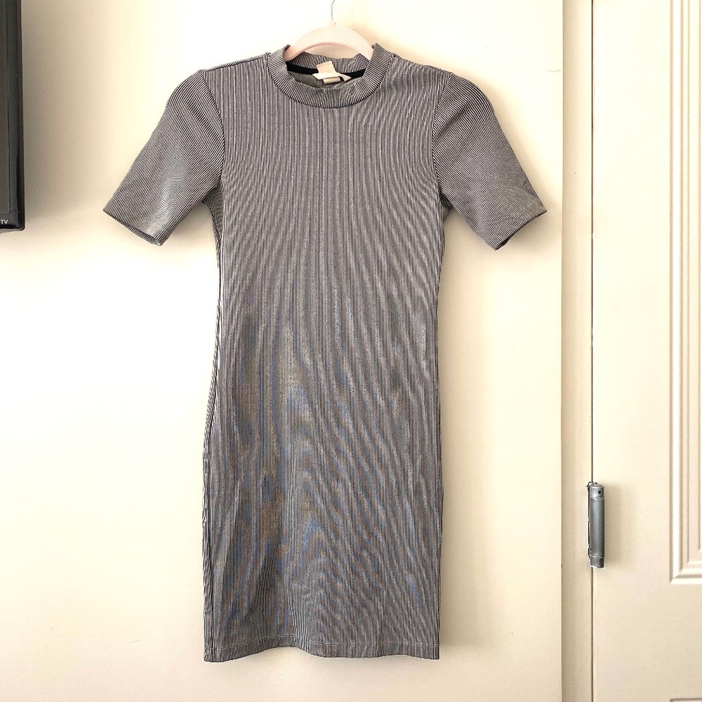 H&M Ribbed Mini Dress